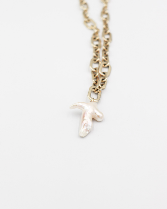 Baroque Pearl Pendant Gold Chain Necklace