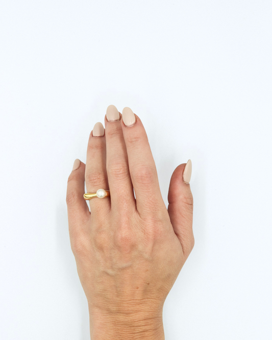 Freshwater Pearl Solitaire Gold Ring (adjustable)